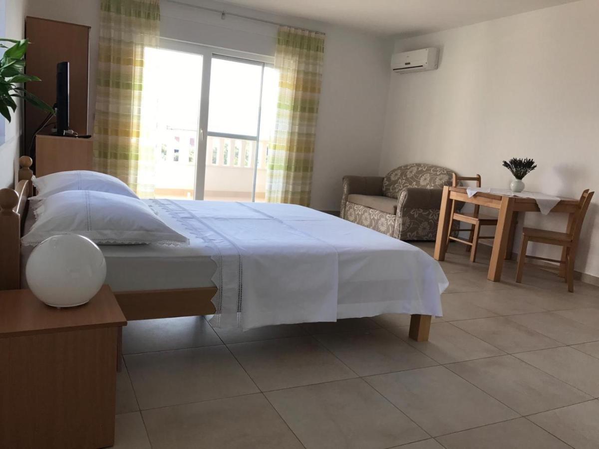 Apartments Villa Marie เซเกต วรันยีชา ภายนอก รูปภาพ